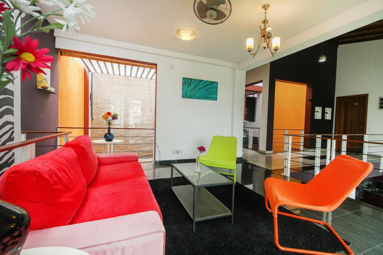Oyo 437 Amali Residence Nugegoda Exterior foto